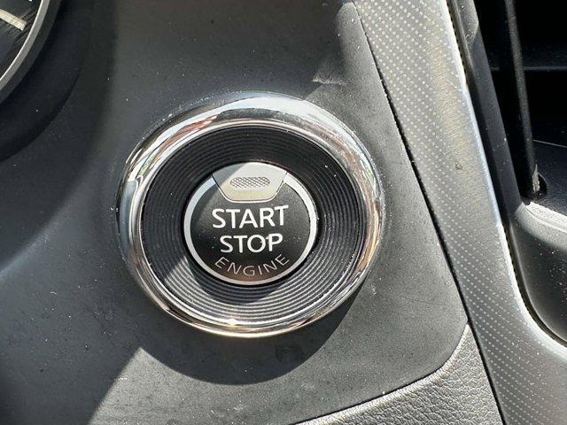 Photo of 2023 White INFINITI Q50