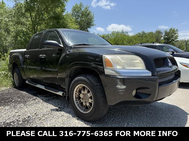 Photo of 2007 Brilliant Black Clearcoat Mitsubishi Raider