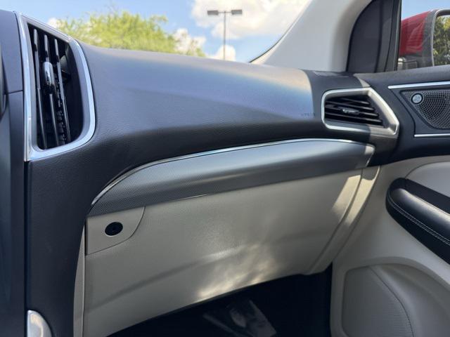 Photo of 2021 RAPID RED TINTED CC Ford Edge