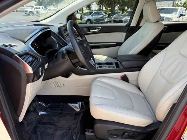 Photo of 2021 RAPID RED TINTED CC Ford Edge