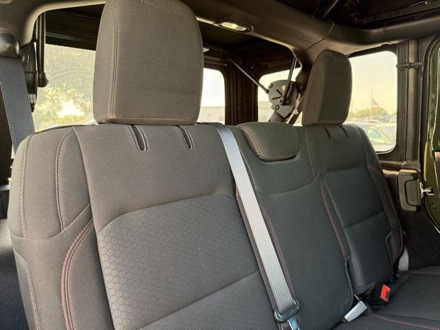 Photo of 2021 Sarge Green Clearcoat Jeep Wrangler Unlimited