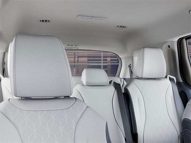 Photo of 2025 Ceramic Silver Kia Carnival