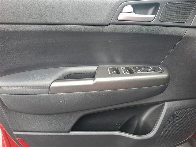 Photo of 2022 Hyper Red Kia Sportage
