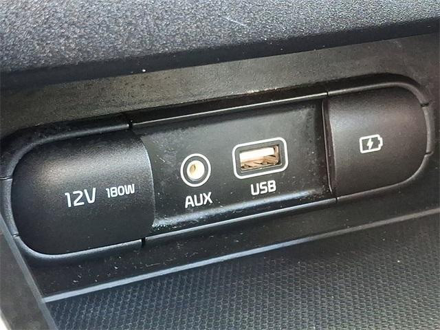 Photo of 2021 Snow White Pearl Kia Forte