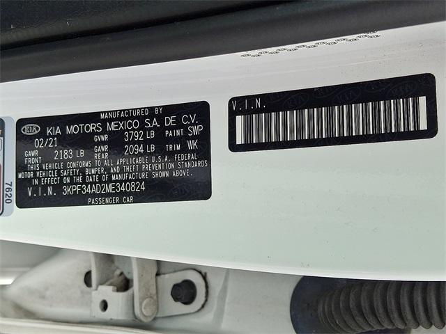 Photo of 2021 Snow White Pearl Kia Forte