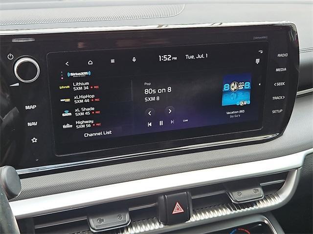 Photo of 2024 Glacial White Pearl Kia K5