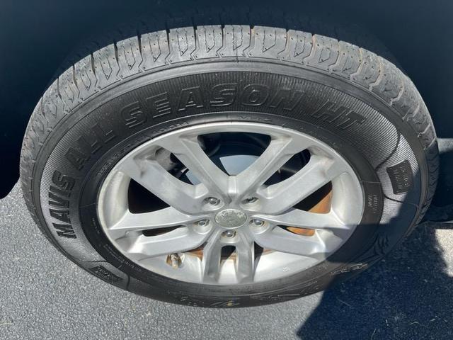 Photo of 2015 Snow White Pearl Kia Sorento