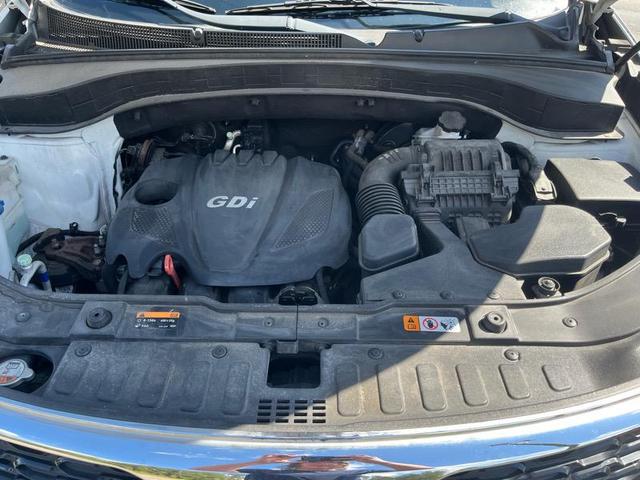Photo of 2015 Snow White Pearl Kia Sorento