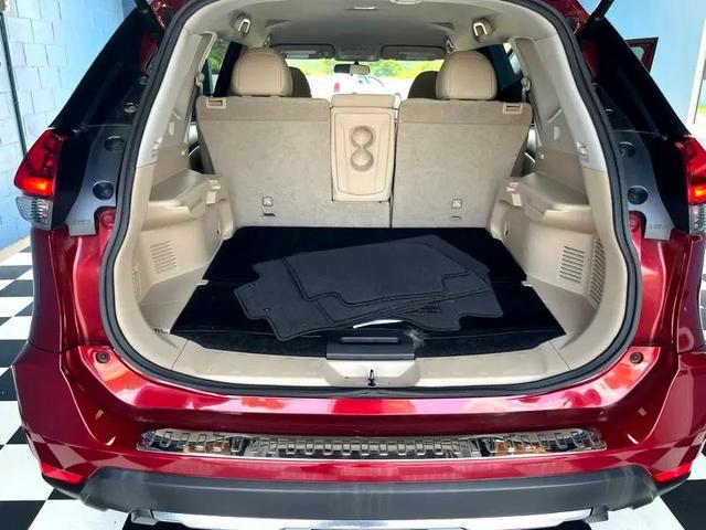 Photo of 2018 Scarlet Ember Nissan Rogue