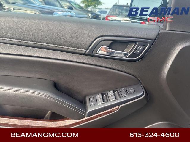 Photo of 2017 Quicksilver Metallic GMC Yukon