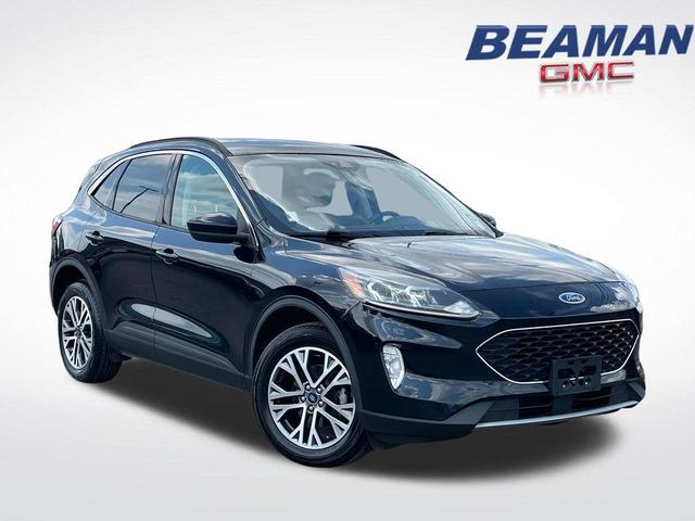Photo of 2021 Blue Metallic Ford Escape
