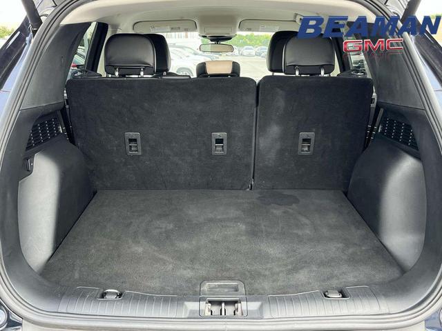 Photo of 2021 Blue Metallic Ford Escape