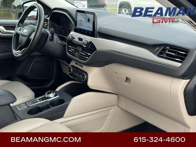Photo of 2021 Blue Metallic Ford Escape