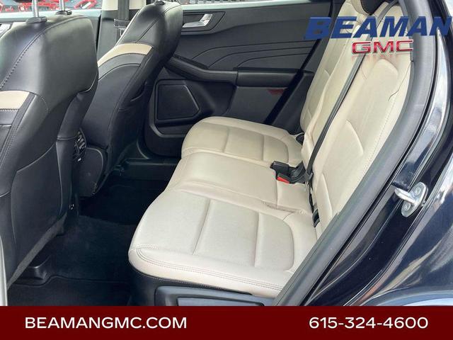 Photo of 2021 Blue Metallic Ford Escape