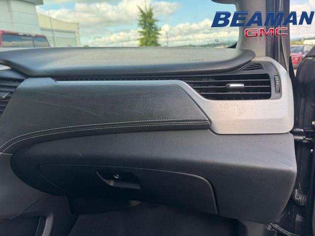 Photo of 2020 Carbon Black Metallic GMC Yukon
