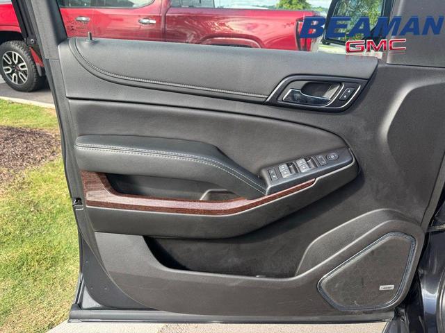 Photo of 2020 Carbon Black Metallic GMC Yukon