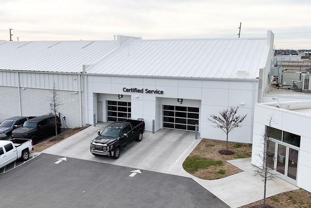 Photo of 2024 Onyx Black GMC Sierra 2500