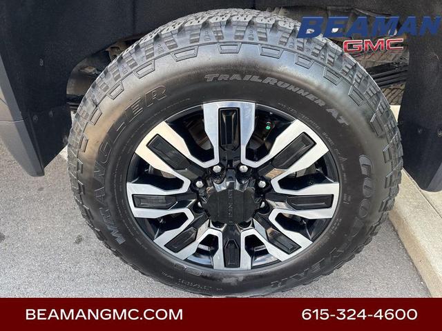 Photo of 2024 Onyx Black GMC Sierra 2500
