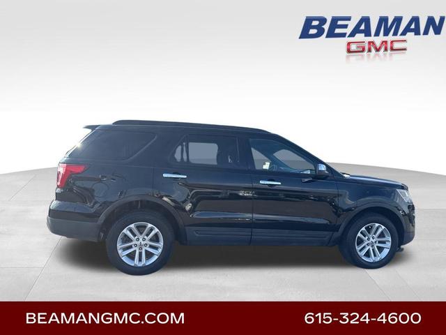 Photo of 2016 Shadow Black Ford Explorer