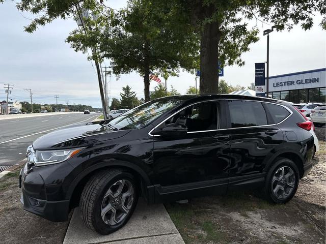 Photo of 2018 Crystal Black Pearl Honda CR-V