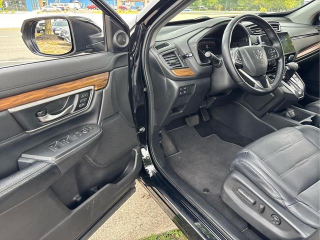 Photo of 2018 Crystal Black Pearl Honda CR-V