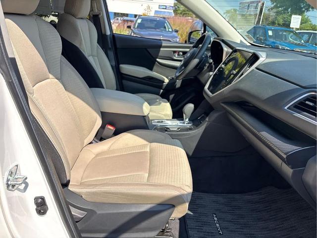 Photo of 2023 Crystal White Pearl Subaru Ascent