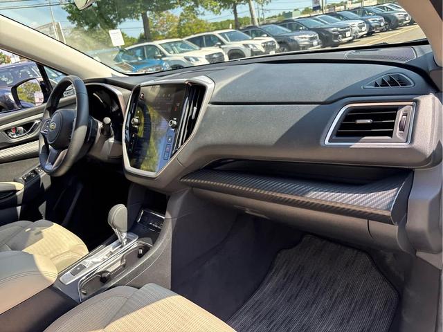 Photo of 2023 Crystal White Pearl Subaru Ascent