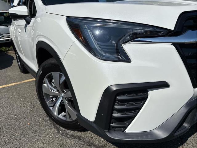 Photo of 2023 Crystal White Pearl Subaru Ascent