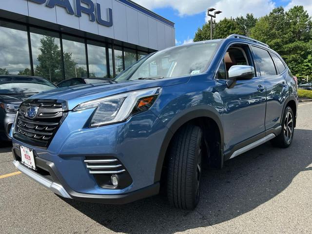 Photo of 2023 Horizon Blue Pearl Subaru Forester
