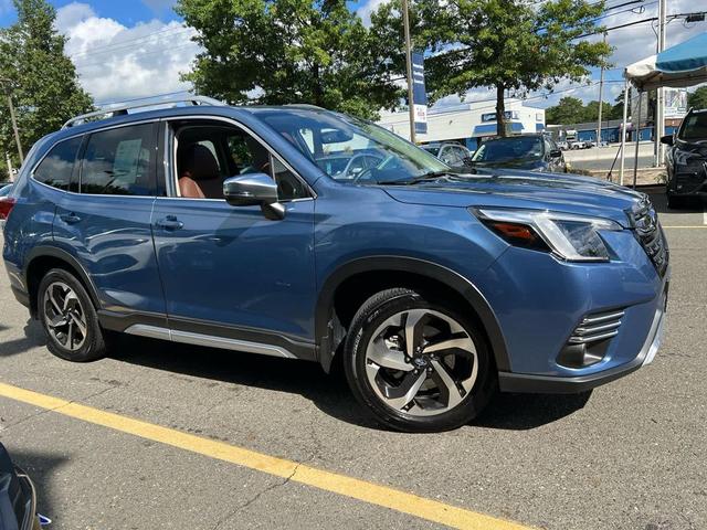 Photo of 2023 Horizon Blue Pearl Subaru Forester