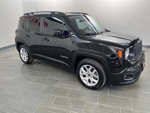 Photo of 2018 Black Jeep Renegade