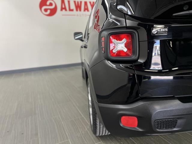 Photo of 2018 Black Jeep Renegade