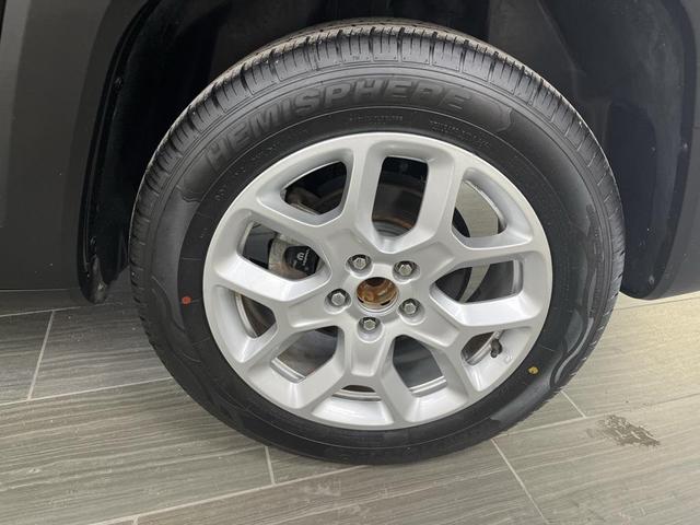 Photo of 2018 Black Jeep Renegade