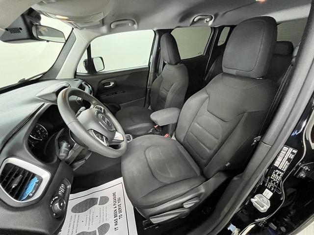 Photo of 2018 Black Jeep Renegade