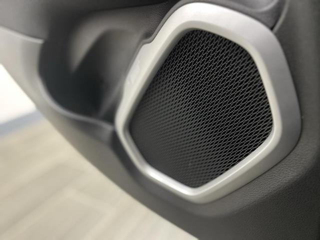 Photo of 2018 Black Jeep Renegade