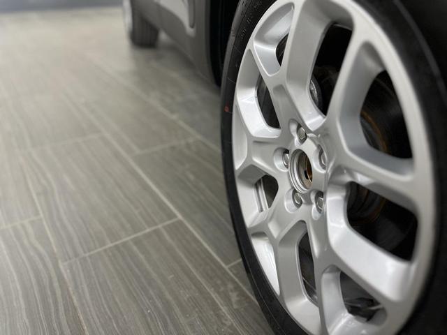 Photo of 2018 Black Jeep Renegade