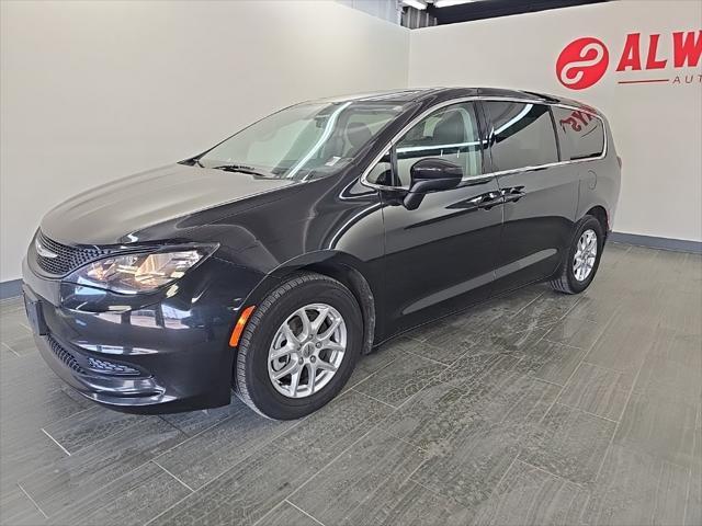 2022 Chrysler Voyager