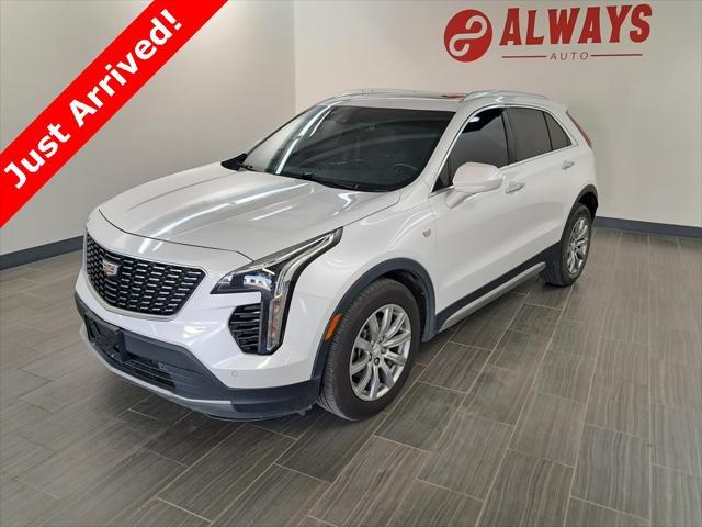 Photo of 2020 Crystal White Tricoat Cadillac XT4