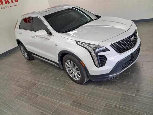 Photo of 2020 Crystal White Tricoat Cadillac XT4