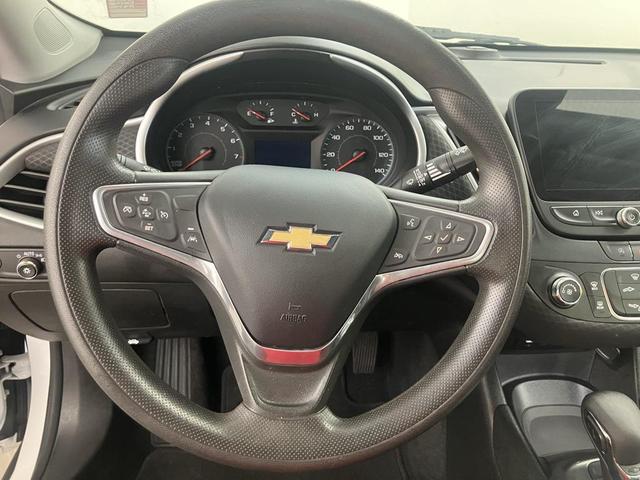 Photo of 2023 Summit White Chevrolet Malibu