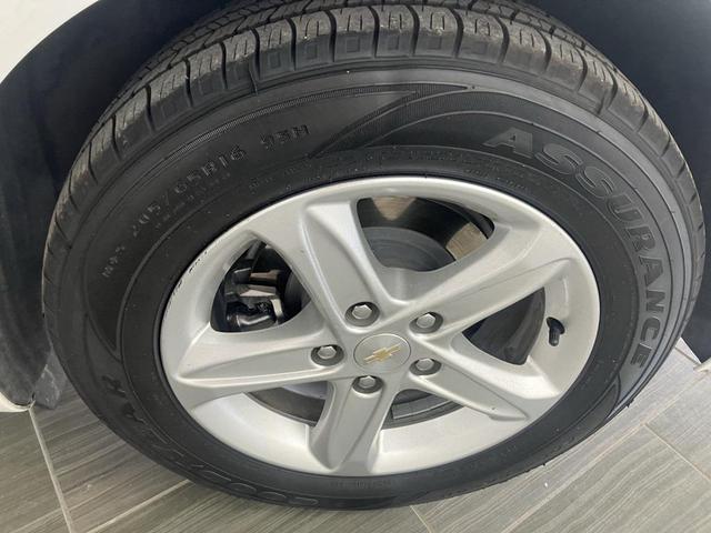 Photo of 2023 Summit White Chevrolet Malibu