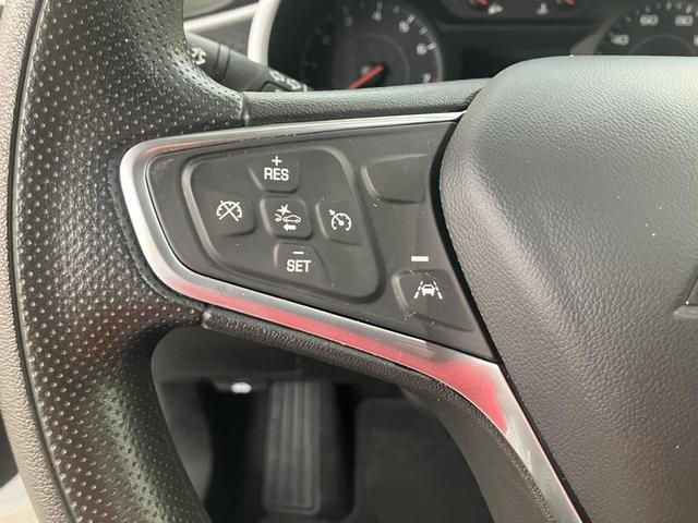 Photo of 2023 Summit White Chevrolet Malibu