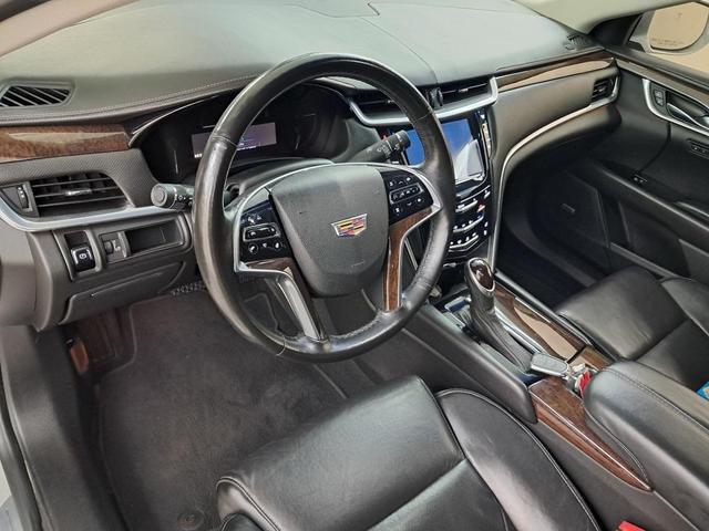 Photo of 2016 Radiant Silver Metallic Cadillac XTS