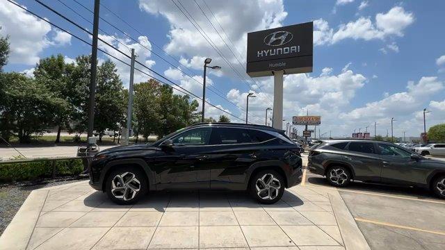 Photo of 2023 Black Hyundai TUCSON