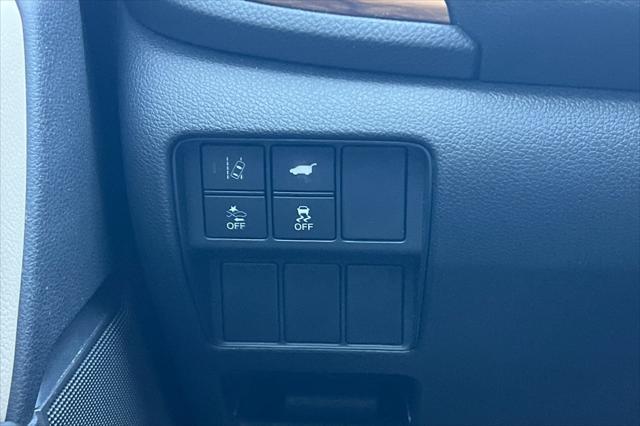 Photo of 2019 Platinum White Pearl Honda CR-V