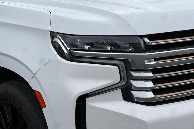 Photo of 2023 Summit White Chevrolet Suburban