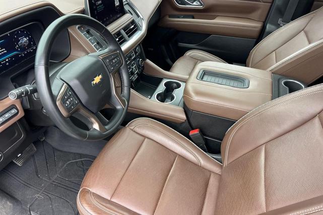 Photo of 2023 Summit White Chevrolet Suburban