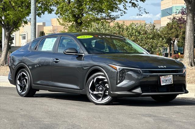 2025 Kia K4