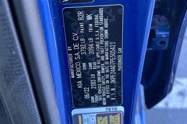 Photo of 2023 Deep Sea Blue Kia Forte