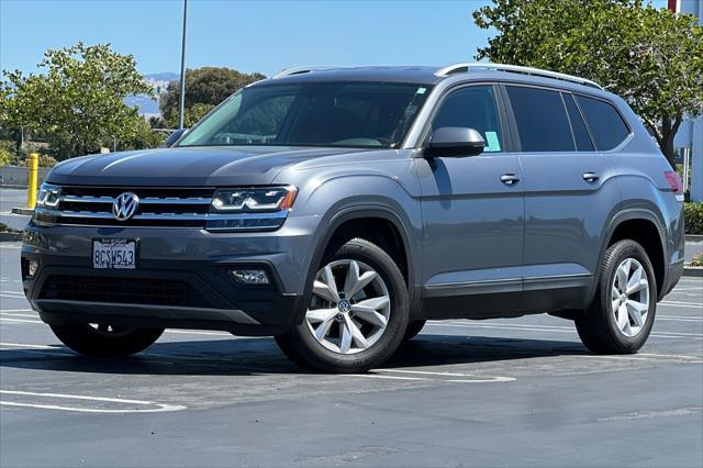 Photo of 2018 Platinum Gray Metallic Volkswagen Atlas